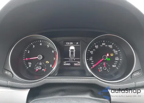 2017 Volkswagen Passat 1.8T S z USA, uszkodzony, nr VIN 1VWAT7A3XHC017909